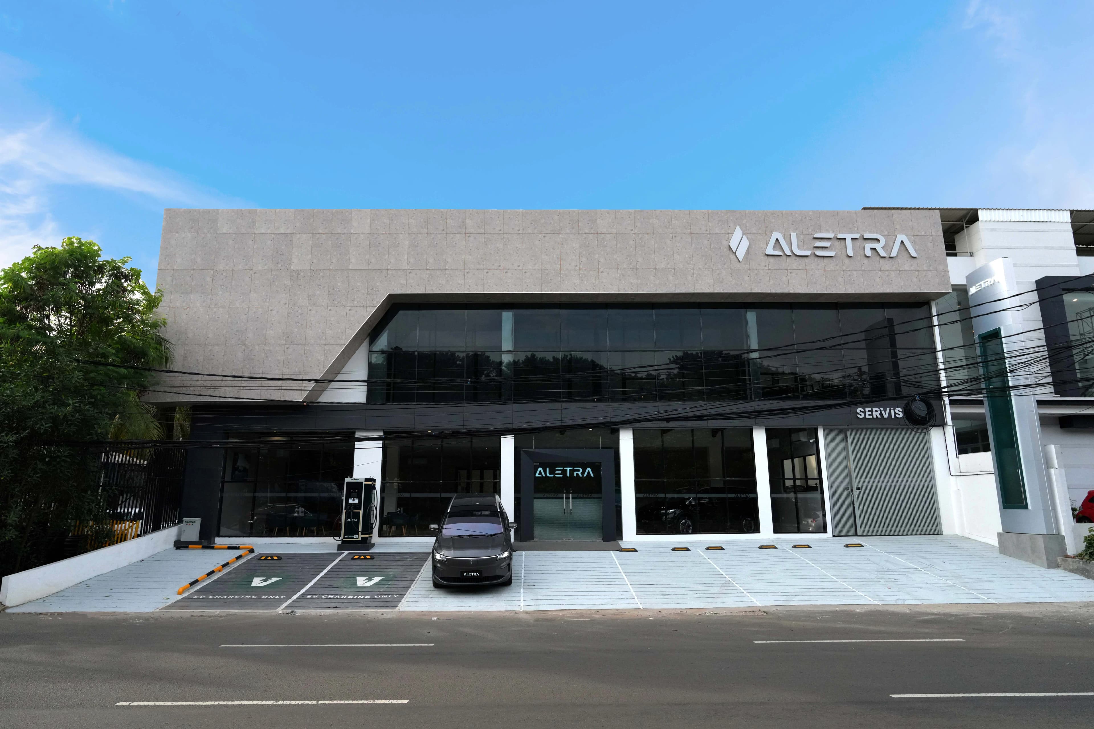 Aletra Resmikan Dua Dealer di Jakarta Barat dan Utara