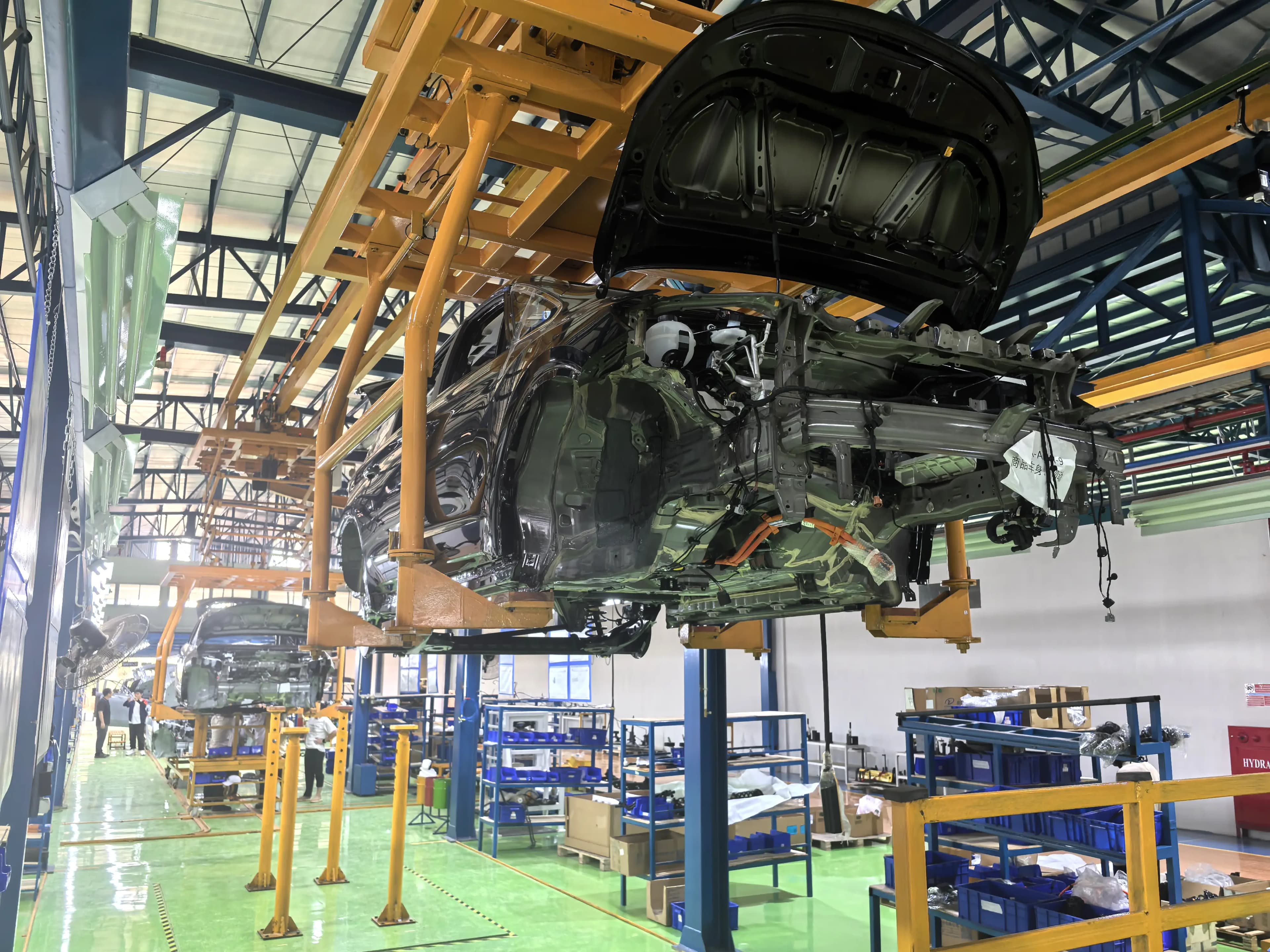 Targetkan TKDN Lebih dari 40 Persen, Aletra Telah Mulai Perakitan Pertama Model L8 di Indonesia